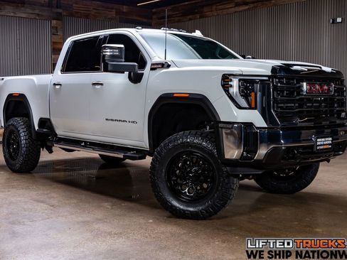 Used 2025 GMC Sierra 2500 SLT image 1