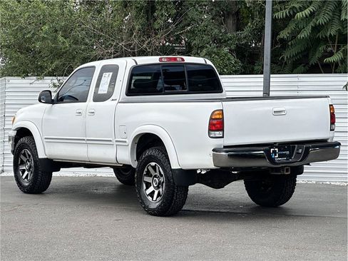 Used 2001 Toyota Tundra Limited w/ Off-Road Pkg AWD/4WD image 12