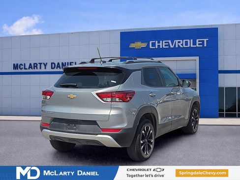 Used 2023 Chevrolet TrailBlazer LT FWD image 5
