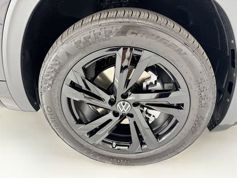 New 2026 Volkswagen Atlas Cross Sport SEL R-Line AWD/4WD image 31