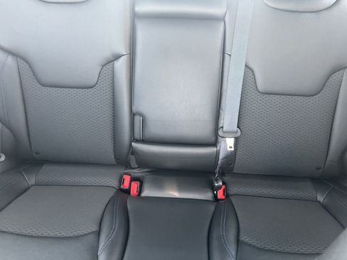 New 2026 Jeep Compass Latitude image 5