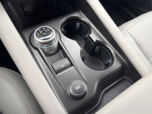 New 2026 Ford Explorer Active w/ Active Comfort Package image 17