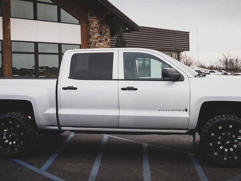 Used 2014 Chevrolet Silverado 1500 LT image 25