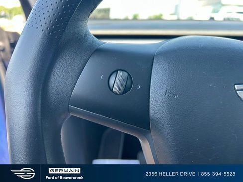 Used 2021 Tesla Model Y Long Range AWD/4WD image 23