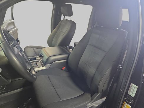 Used 2020 Ford F150 XLT w/ Equipment Group 302A Luxury AWD/4WD image 18