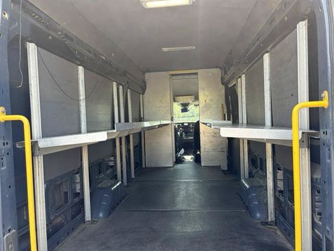 Used 2020 Ford Transit 250 148 High Roof Extended RWD image 9