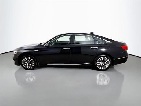 Used 2019 Honda Accord Touring image 8