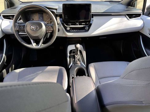 Used 2023 Toyota Corolla SE w/ SE Premium Package image 16