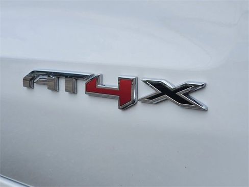Certified 2024 GMC Sierra 1500 AT4X image 32