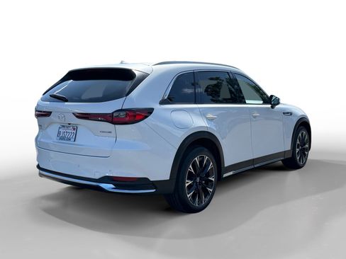 Certified 2024 MAZDA CX-90 Plug-In Hybrid w/ Premium Pkg AWD/4WD image 5