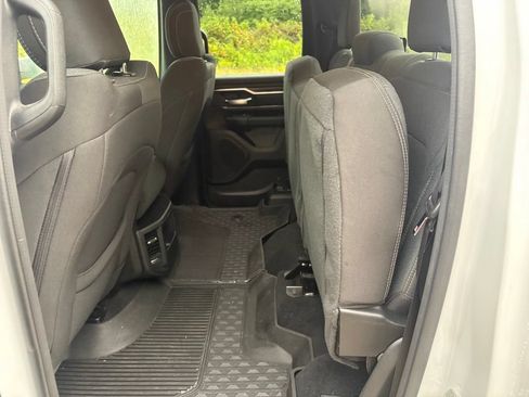 Used 2025 RAM 1500 Big Horn AWD/4WD image 4