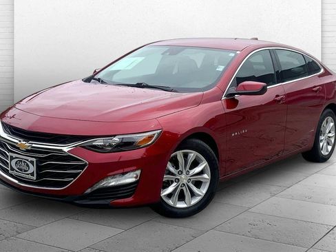 Used 2025 Chevrolet Malibu LT FWD image 13