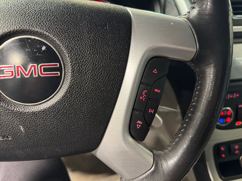 Used 2011 GMC Acadia SLT AWD/4WD image 18