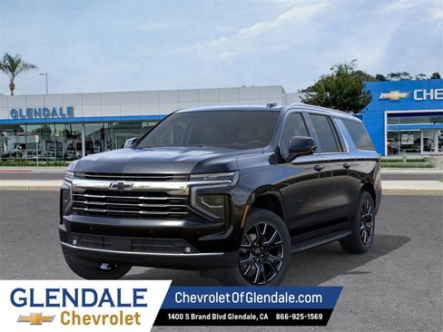 New 2026 Chevrolet Suburban LT w/ Comfort Package image 6