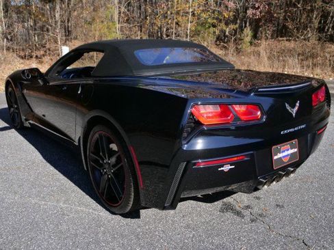 Used 2019 Chevrolet Corvette Stingray Convertible w/ 1LT image 28