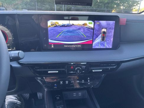 New 2026 Nissan Kicks SR image 28