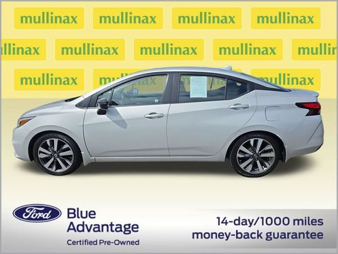Used 2020 Nissan Versa SR w/ Trunk Package FWD image 12