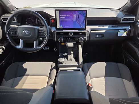 Used 2025 Toyota Tacoma TRD Sport w/ TRD Sport Upgrade Package AWD/4WD image 10