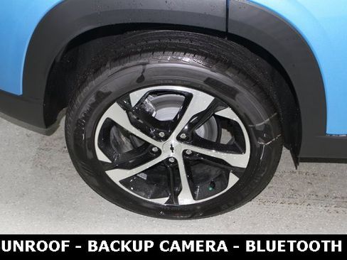 New 2026 Chevrolet Trax RS w/ Sunroof Package image 5