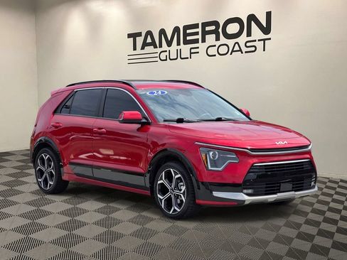 Used 2024 Kia Niro EX Touring FWD image 1