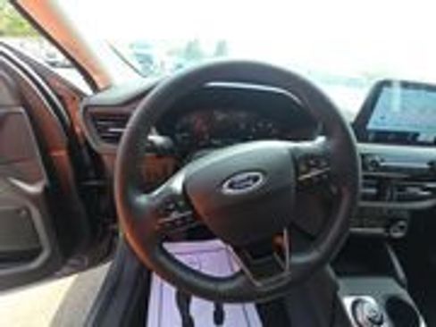 Used 2021 Ford Escape SE w/ Convenience Package AWD/4WD image 8