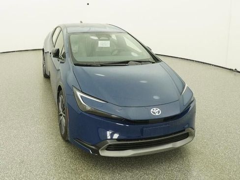 New 2026 Toyota Prius XLE image 14