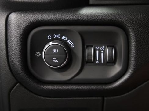 Used 2026 RAM 1500 Big Horn AWD/4WD image 25
