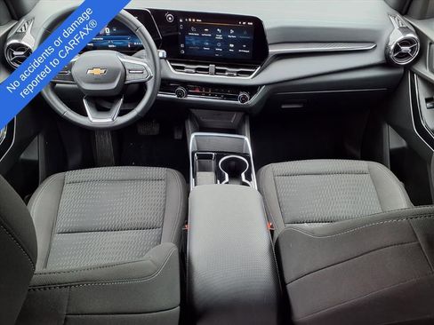 Used 2025 Chevrolet Equinox LT image 12