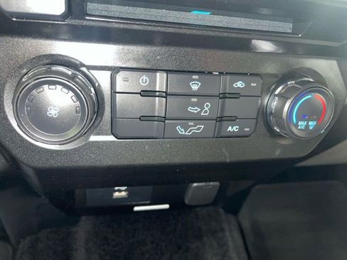 Used 2018 Ford F150 XLT AWD/4WD image 18