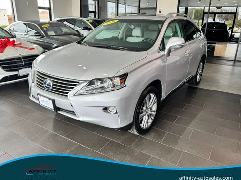 Used 2015 Lexus RX 450h AWD image 1