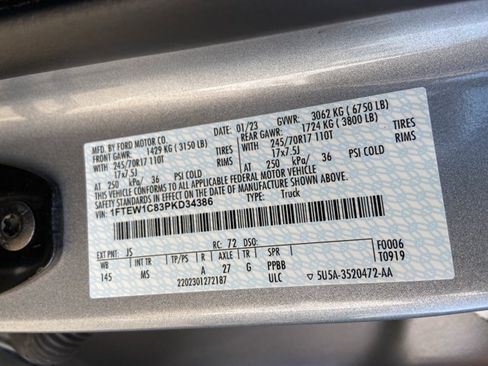 Used 2023 Ford F150 XLT RWD image 37