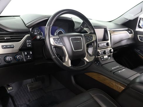 Used 2019 GMC Yukon Denali w/ Denali Ultimate Package image 33