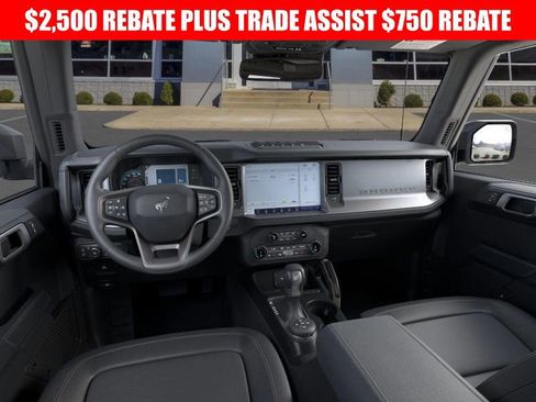 New 2025 Ford Bronco Badlands image 9