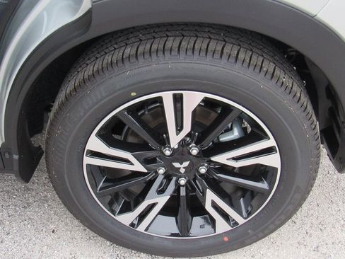 New 2026 Mitsubishi Eclipse Cross SE image 7