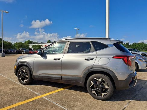 Used 2024 Kia Seltos EX AWD/4WD image 5