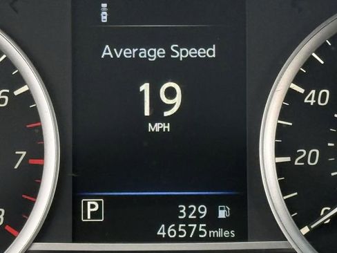 Used 2019 Nissan Sentra SR image 16