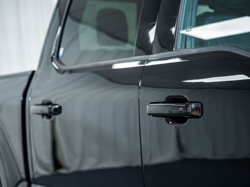 Certified 2023 Ford F150 Lariat w/ Equipment Group 502A High image 21