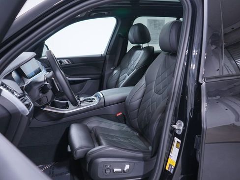 Used 2023 BMW X5 xDrive45e w/ M Sport Package image 7