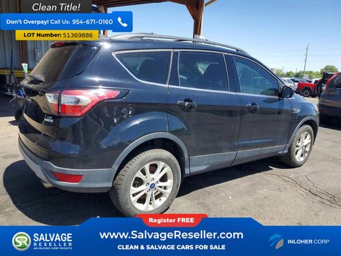 Used 2017 Ford Escape SE w/ Equipment Group 201A AWD/4WD image 4