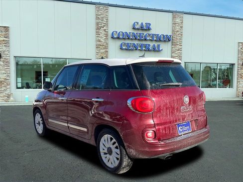Used 2015 FIAT 500L Lounge image 3