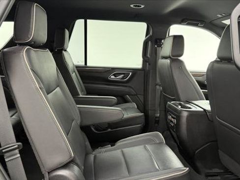 Used 2023 Chevrolet Tahoe Premier AWD/4WD image 18