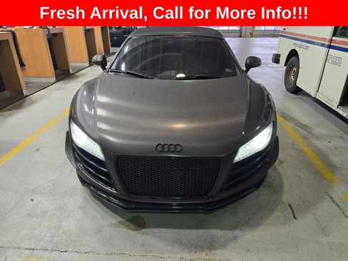 Used 2011 Audi R8 V10 AWD/4WD image 2