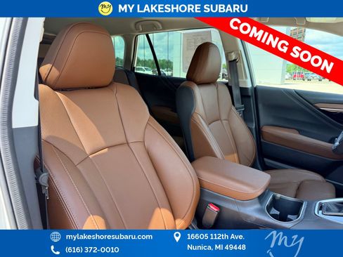 Certified 2025 Subaru Outback Touring AWD/4WD image 17
