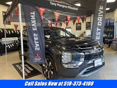 New 2026 Mitsubishi Outlander SE
