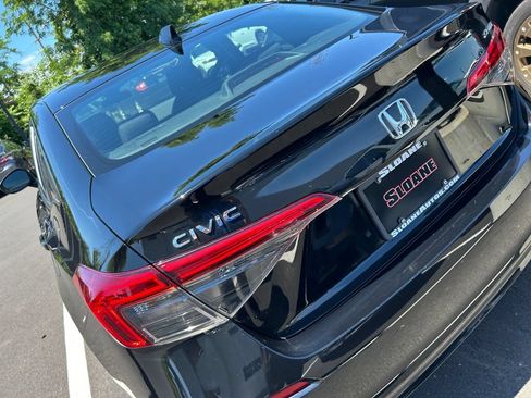 Used 2023 Honda Civic Sport image 23