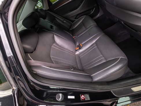 Used 2017 Genesis G80 5.0 Ultimate RWD image 16
