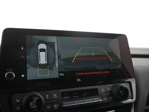 Used 2025 Toyota Grand Highlander AWD Hybrid image 26