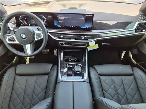 Used 2026 BMW X5 sDrive40i w/ M Sport Package RWD image 17
