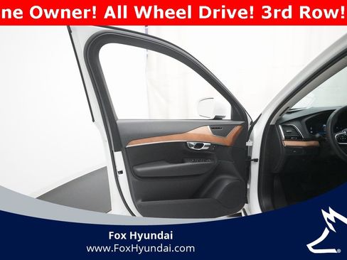 Used 2023 Volvo XC90 B5 Plus image 29