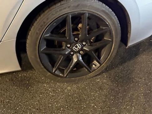 Used 2023 Honda Civic Sport image 14